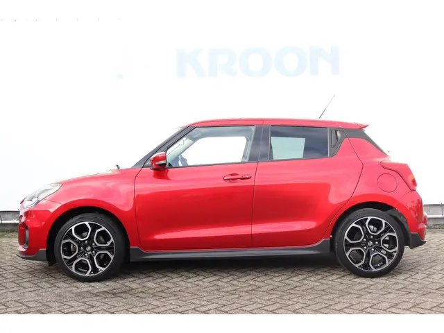 Suzuki Swift 1.4 Sport 140 PK 2018 Benzine 2