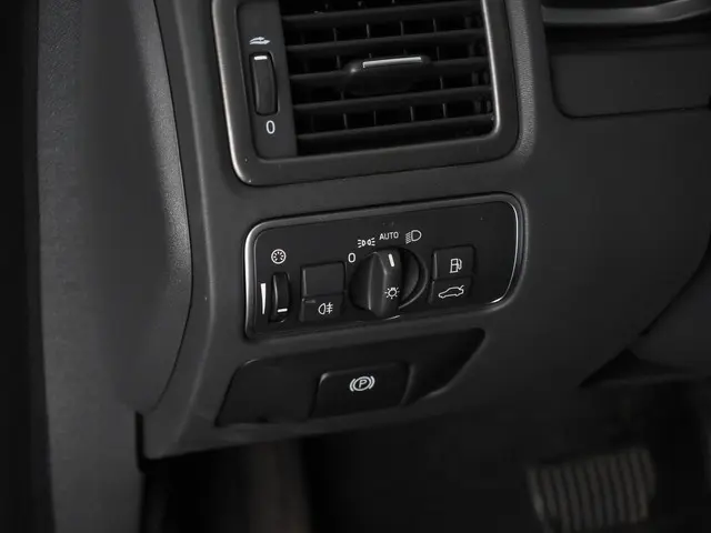 Volvo V70 2.0 T4 Polar+ 2016 Benzine 11