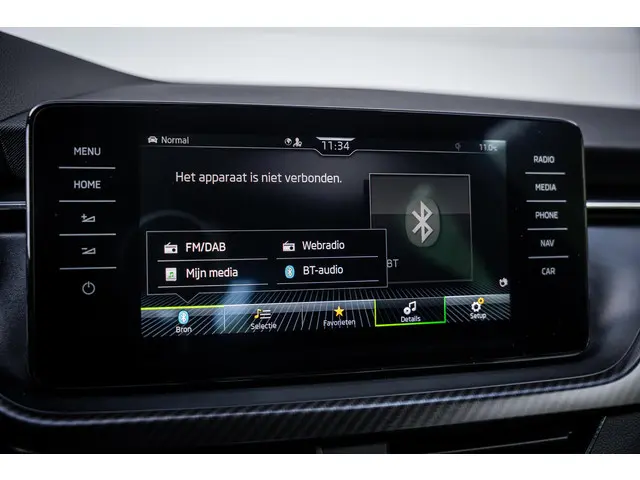 Škoda Kamiq 1.5 TSI DSG7 Monte Carlo 2021 Benzine 31