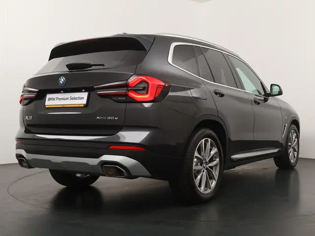 BMW X3 xDrive30e High Executive 2022 Hybride Benzine 9