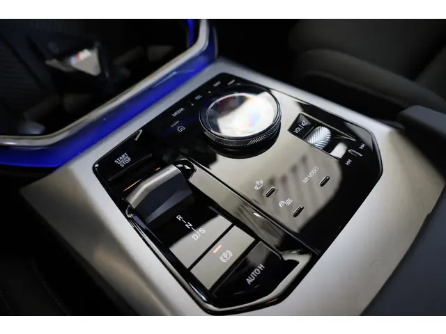 BMW X3 30e xDrive 2025 Hybride Benzine 22