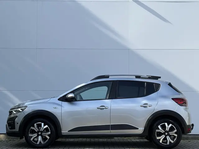 Dacia Sandero Stepway 1.0 TCe 90 Comfort 2021 Benzine 17