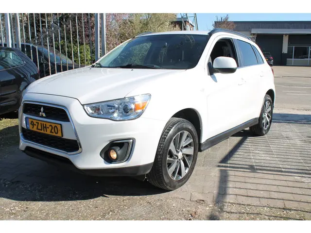 Mitsubishi ASX