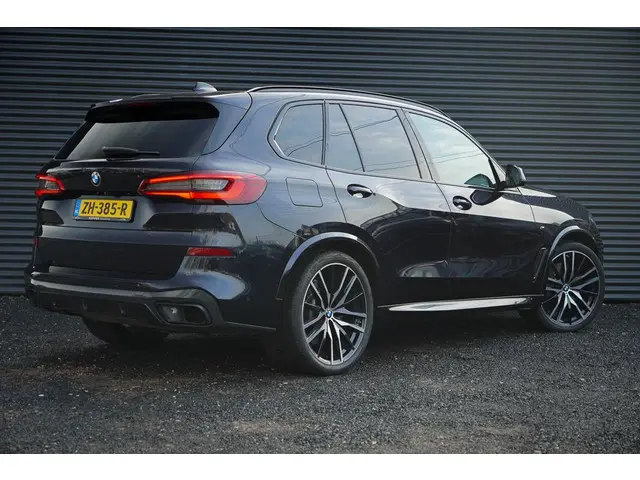 BMW X5 xDrive30d High Executive 2019 Diesel 4