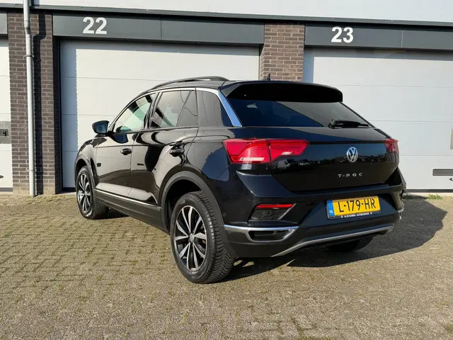 Volkswagen T-Roc 1.5 TSI Sport Business R 2020 Benzine 4