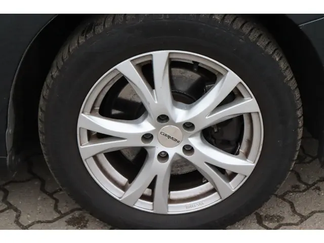 Volvo V60 2.0 D3 Summum 2016 Diesel 12