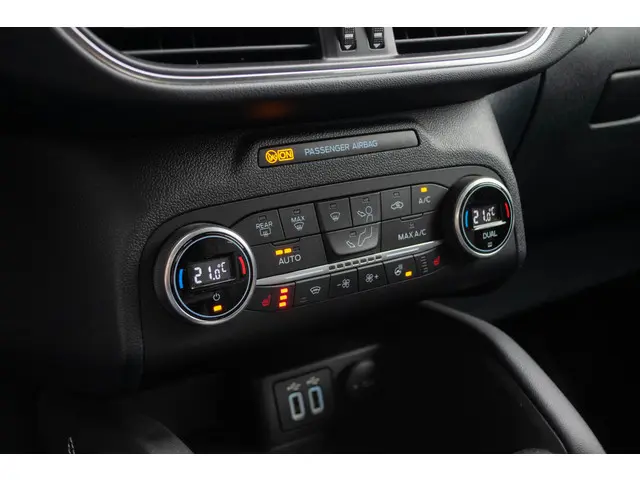 Ford Kuga 2.5 HEV Vignale 2021 Hybride Benzine 14