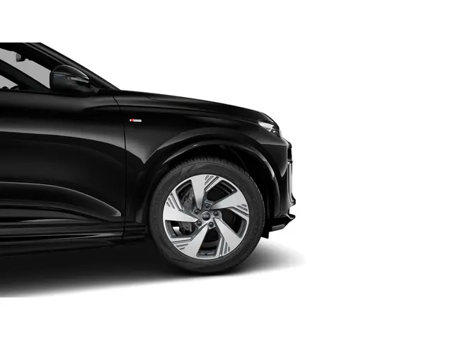 Audi Q6 e-tron 252 1AT S edition 2026 Elektrisch 17