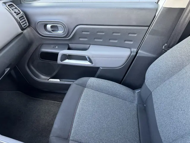 Citroën C5 Aircross 1.2 PureTech Live 2019 Benzine 37
