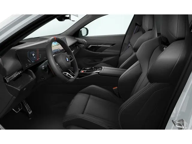 BMW M5 Touring 2026 Hybride Benzine 4