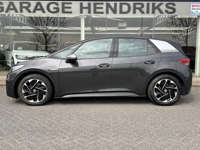 Volkswagen ID.3 First 58 kWh 2020 Elektrisch 4