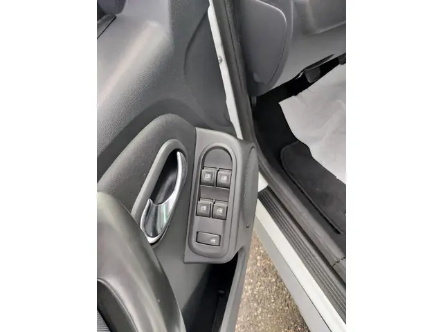 Dacia Duster 1.2 TCe 4x2 Prestige 2016 Benzine 19
