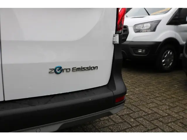Nissan Townstar N-Connecta L1 45 kWh 2024 Elektrisch 40