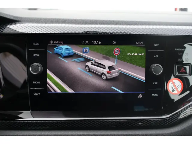 Volkswagen Polo 1.0 TSI Business 2023 Benzine 8