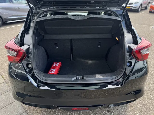 Nissan Micra NISSAN N-Connecta 2018 Benzine 7