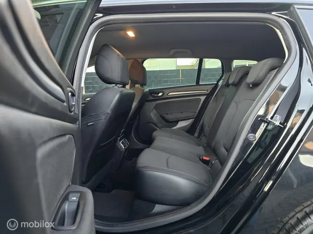 Renault Mégane Estate 1.3 TCe Business Zen 2021 Benzine 10