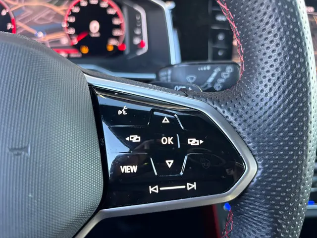Volkswagen Polo 2.0 TSI GTI IQ LIGHT 2022 Benzine 28
