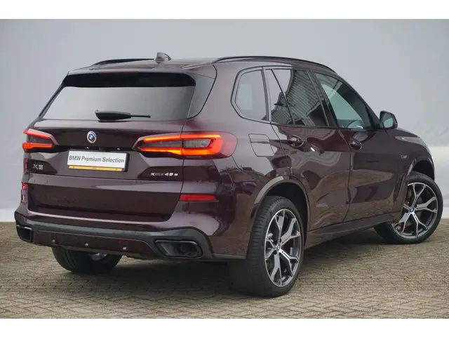 BMW X5 xDrive45e 2022 Hybride Benzine 2
