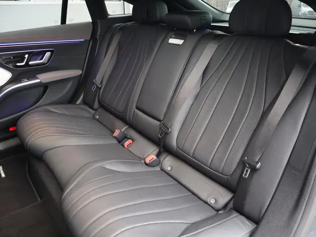 Mercedes-Benz EQS 450+ AMG Line 118 kWh 2025 Elektrisch 14