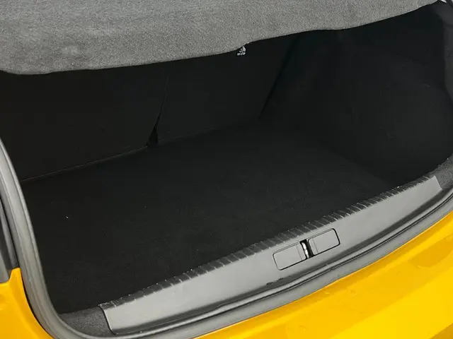 Peugeot 208 1.2 PureTech GT-Line 2020 Benzine 11