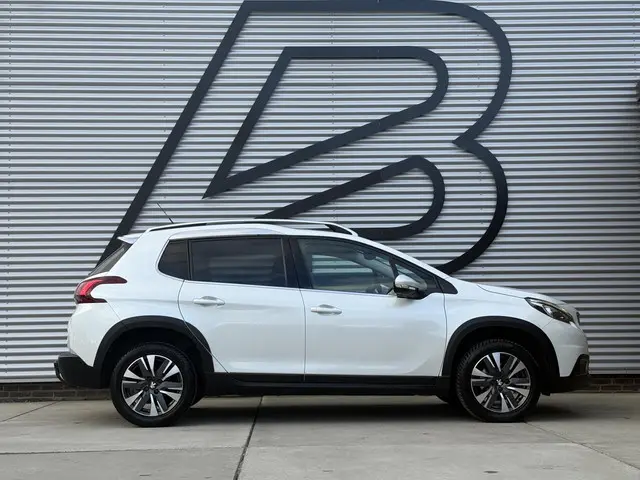 Peugeot 2008 1.2 PureTech Allure 2017 Benzine 6
