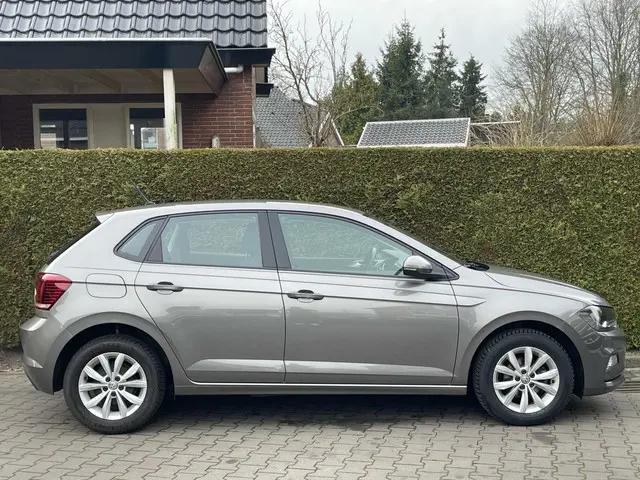Volkswagen Polo 1.0 TSI Highline 2020 Benzine 6