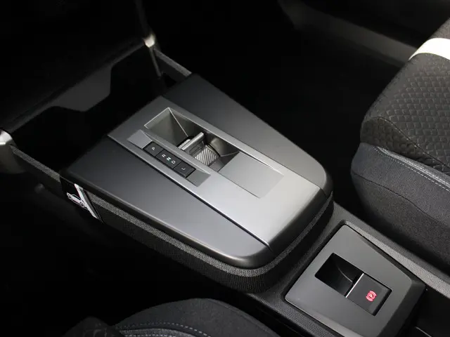 Opel Frontera 1.2 Turbo Hybrid GS 2025 Hybride Benzine 27