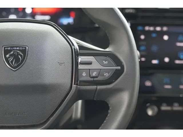 Peugeot 308 PureTech 130 Allure 2022 Benzine 33