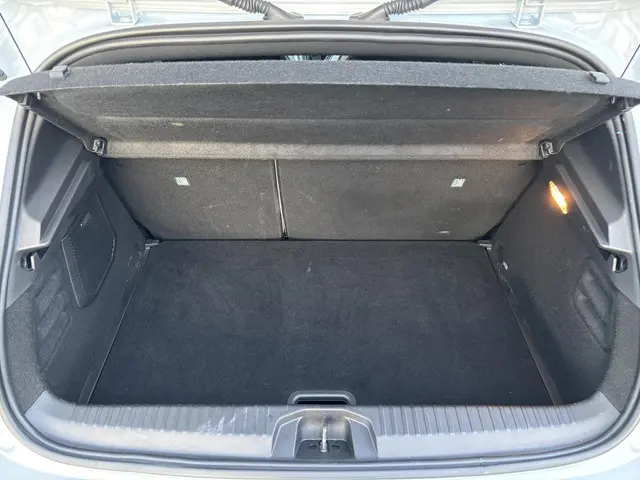 Renault Clio 1.0 TCe Initiale Paris 2021 Benzine 9