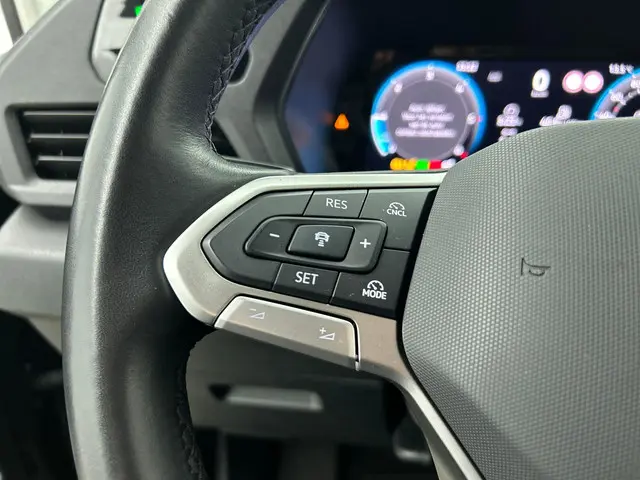 Volkswagen Caddy Cargo Maxi 2.0 TDI Style 2024 Diesel 6