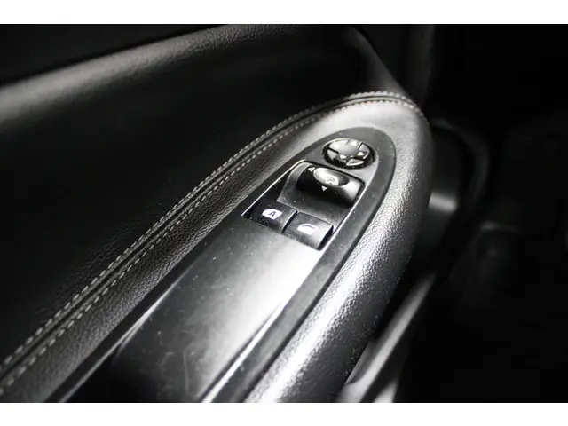 Citroën DS3 1.6 THP Sport Chic 2012 Benzine 18