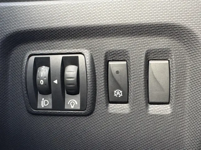 Renault Captur 0.9 TCe Dynamique 2014 Benzine 33