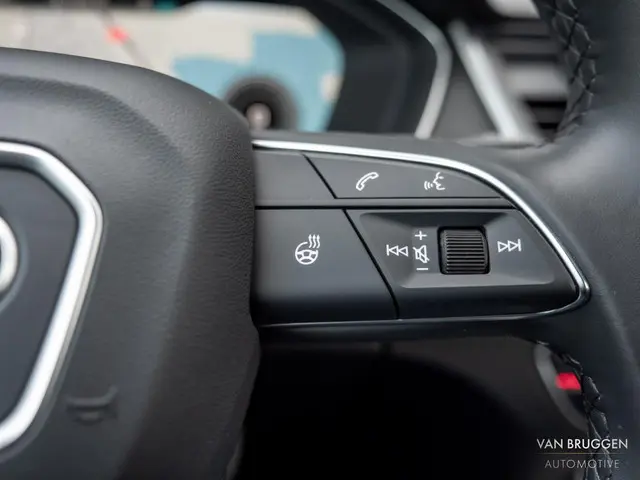 Audi Q5 50 TFSI e S-Line 2022 Hybride Benzine 22