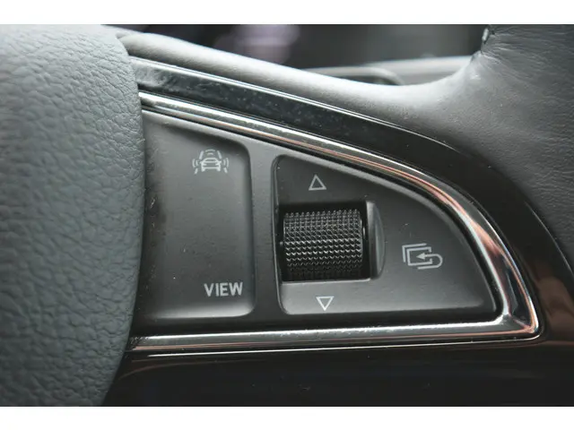 Škoda Kamiq 1.5 TSI ACT Business Edition 2020 Benzine 39