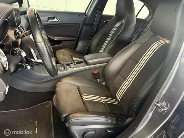 Mercedes-Benz A-Klasse 180 Edition AMG 2018 Benzine 11