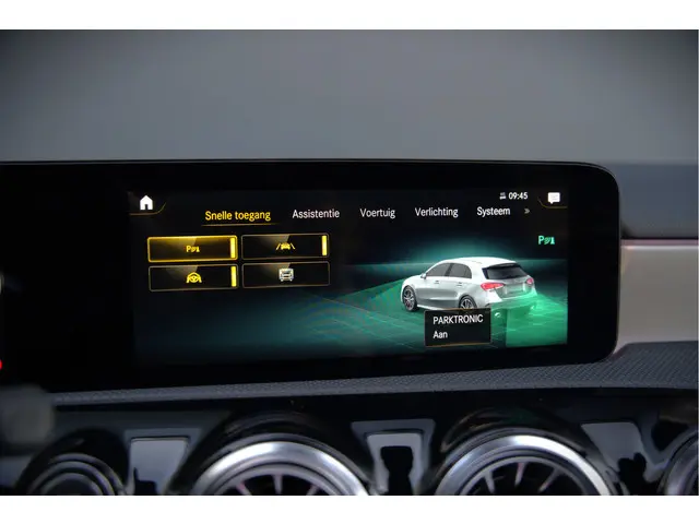 Mercedes-Benz A-Klasse AMG 35 4MATIC 2022 Benzine 60