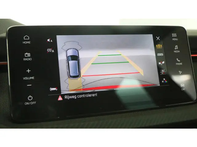 Škoda Kamiq 1.0 TSI 115pk Monte Carlo 2024 Benzine 28