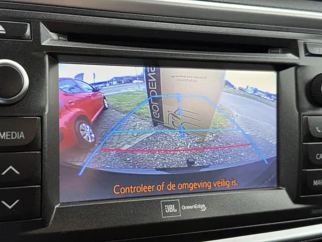 Toyota Auris 1.8 Hybrid Executive 2013 Hybride Benzine 14