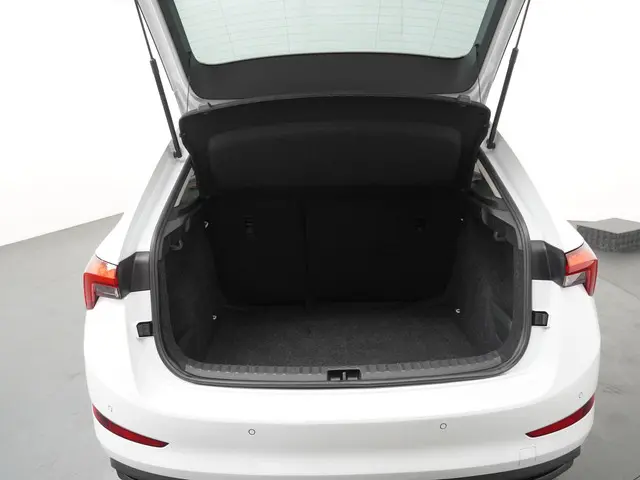 Škoda Scala 1.0 TSI Ambition 2022 Benzine 9
