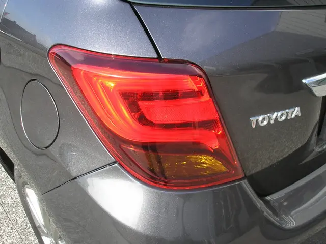 Toyota Yaris 1.3 VVT-i Aspiration 2015 Benzine 26