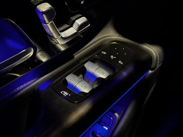 Mercedes-Benz SL Roadster AMG 43 2022 Hybride Benzine 46