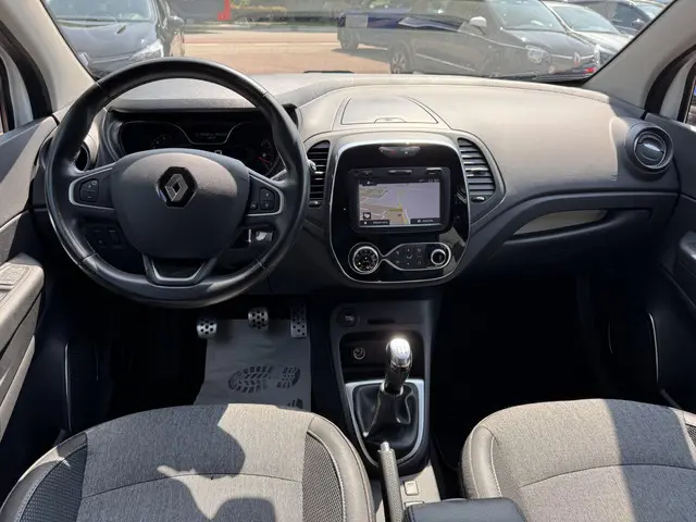 Renault Captur 0.9 TCe 90pk Intens 2018 Benzine 12