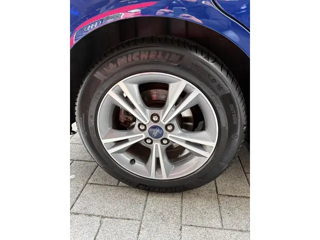 Ford C-MAX 1.0 Trend 2014 Benzine 7