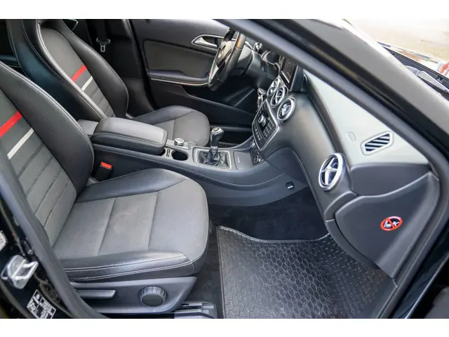 Mercedes-Benz A-Klasse 180 Prestige 2015 Benzine 22