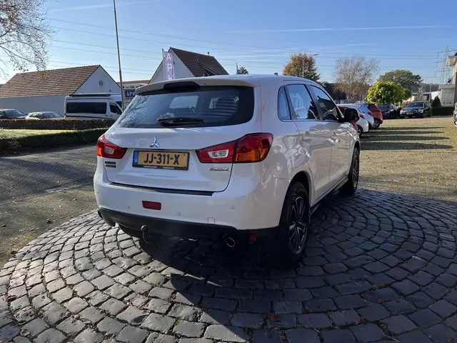 Mitsubishi ASX 1.6i-16v Cleartec Bright 2016 Benzine 4