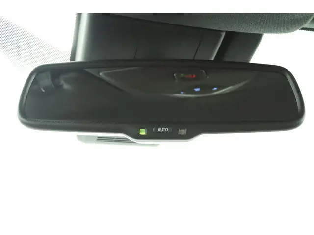 Toyota C-HR 1.8 Hybrid Executive 2022 Hybride Benzine 65