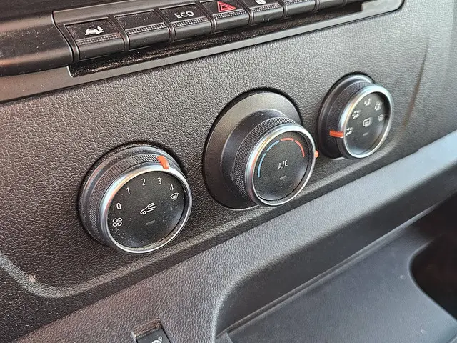 Renault Master 2.3 2020 Diesel 10