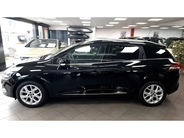 Renault Clio Estate 1.2 TCe Limited 2018 Benzine 4