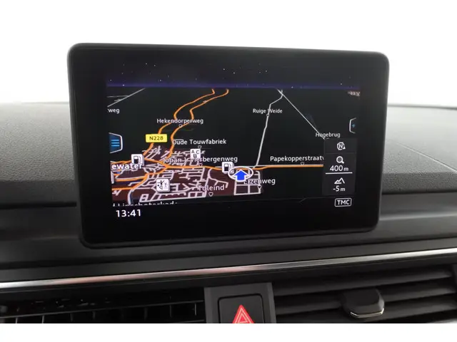 Audi A4 Avant 2.0 TFSi ultra Automaat 2016 Benzine 28