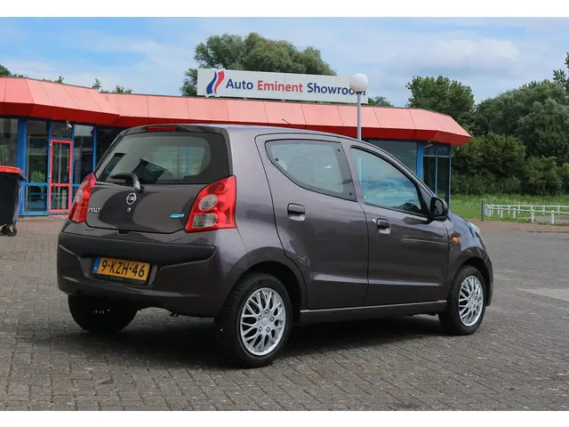 Nissan Pixo 1.0 Look Airco zeer weinig KM 2012 Benzine 6